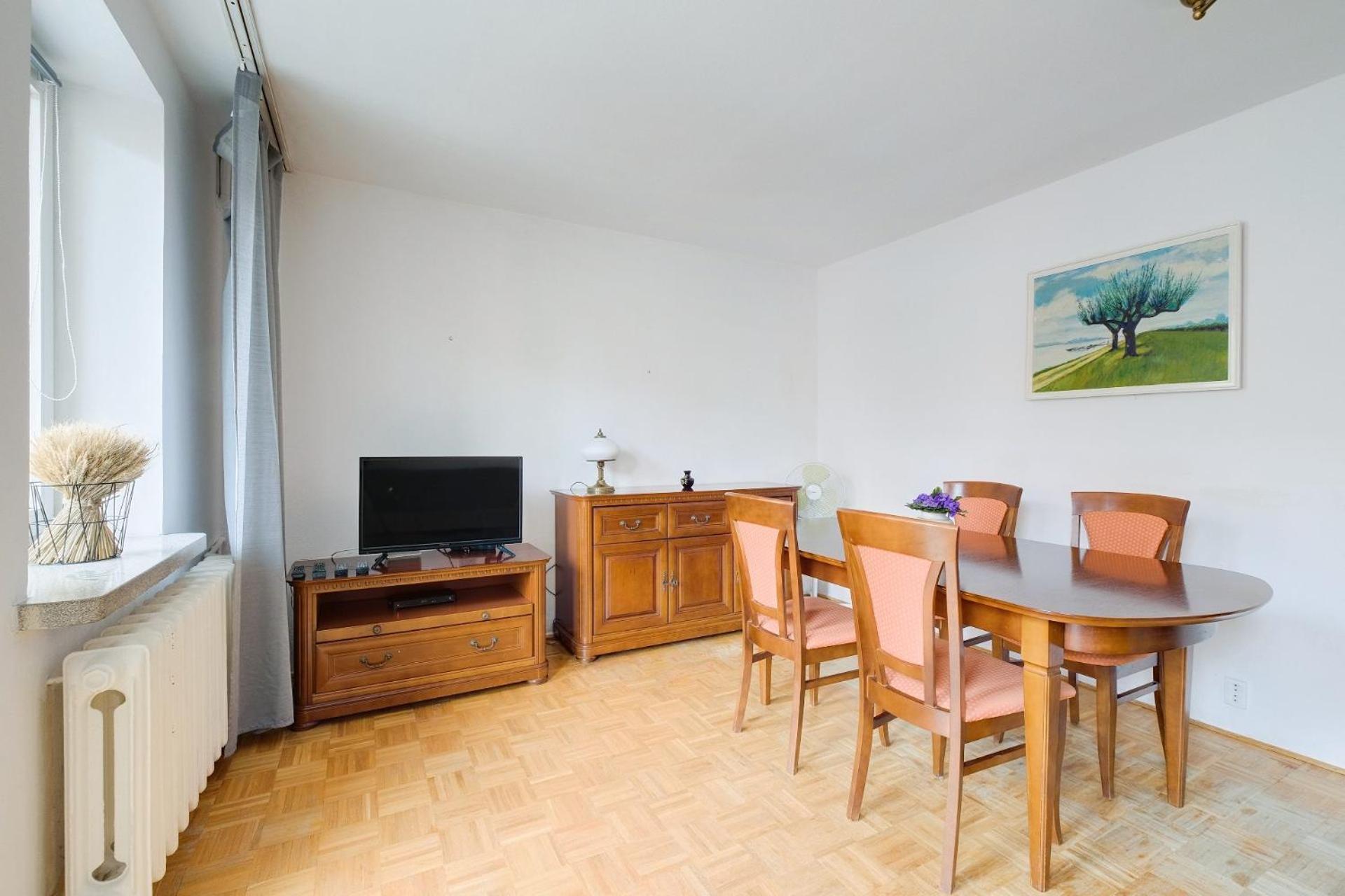 Spacious Apartment In Green Location ワルシャワ エクステリア 写真