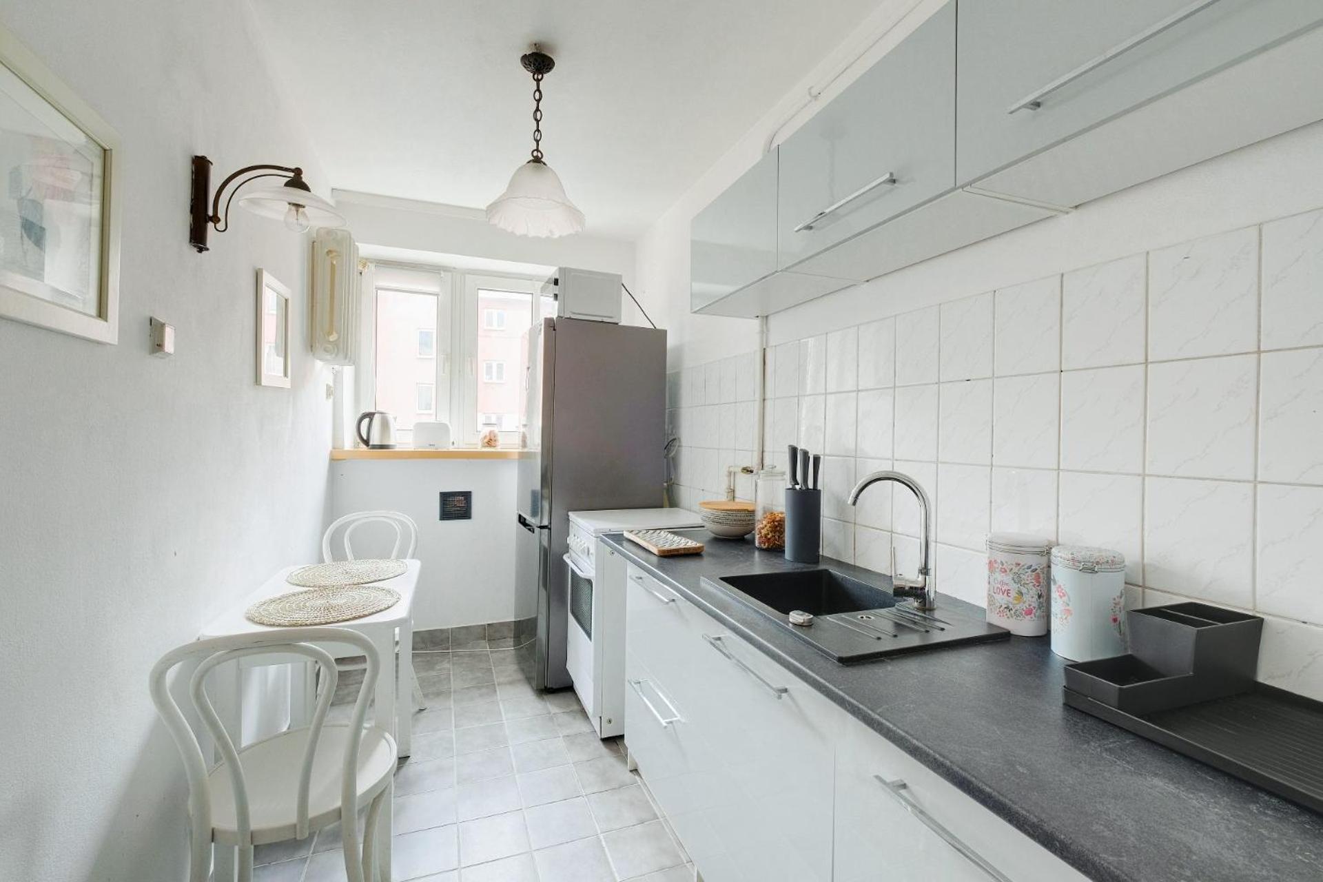 Spacious Apartment In Green Location ワルシャワ エクステリア 写真