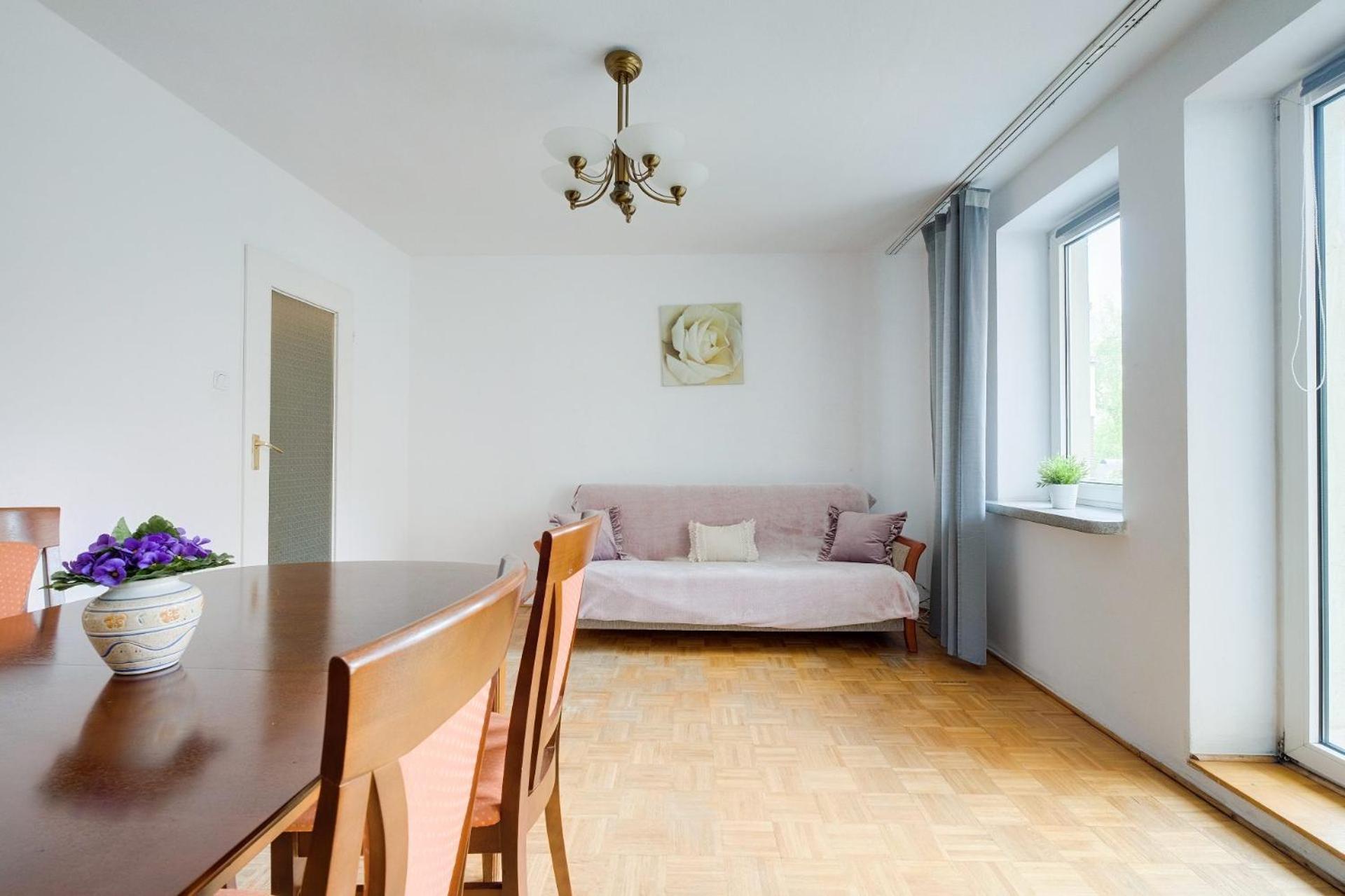Spacious Apartment In Green Location ワルシャワ エクステリア 写真